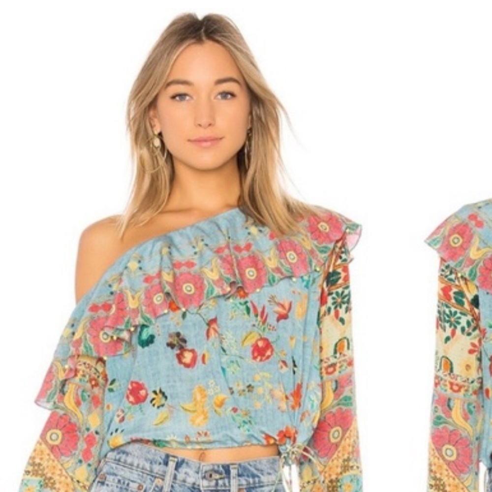 Hemandt and Nandita ruffle top fits XS/S